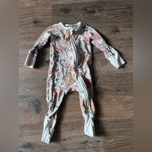 Caden Lane Infant 0-3m Floral Zip-Up Pajamas
